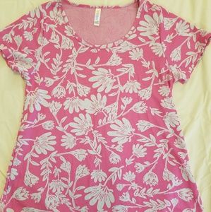 LulaRoe Classic T top